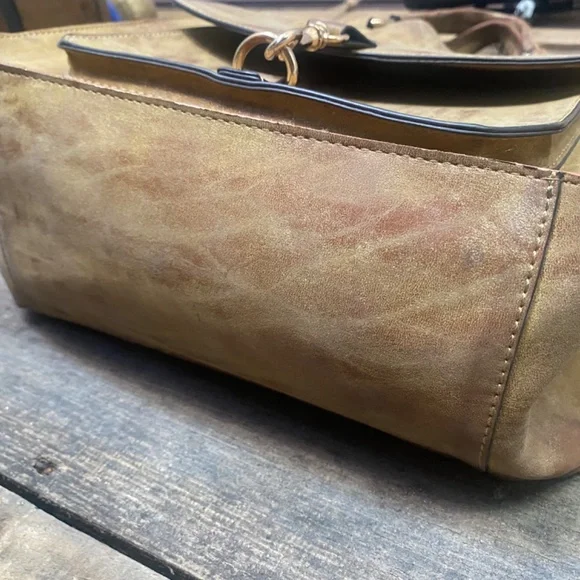 Steve Madden Rose and Gold handbag - Picture 4 of 4